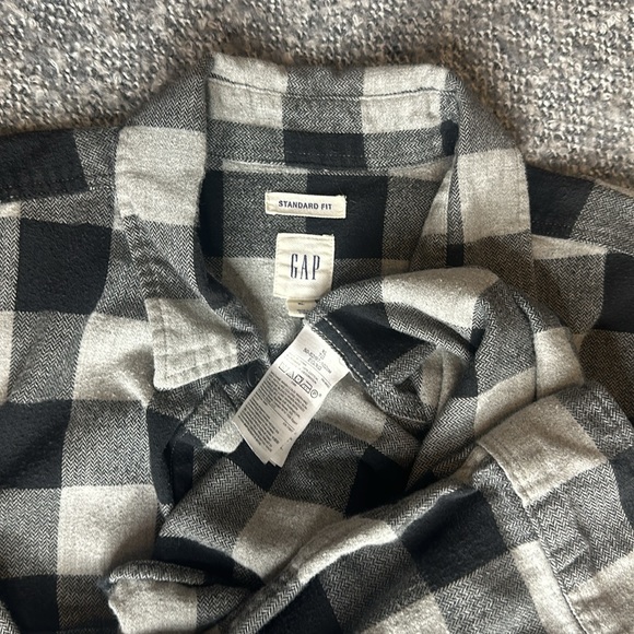 Gap Gray X-Large Plaid Midweight Flannel Button Down Long Sleeve Shirt - Picture 4 of 5